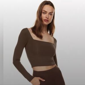 Aritzia Babaton Contour long sleeve mocha brown Medium T1